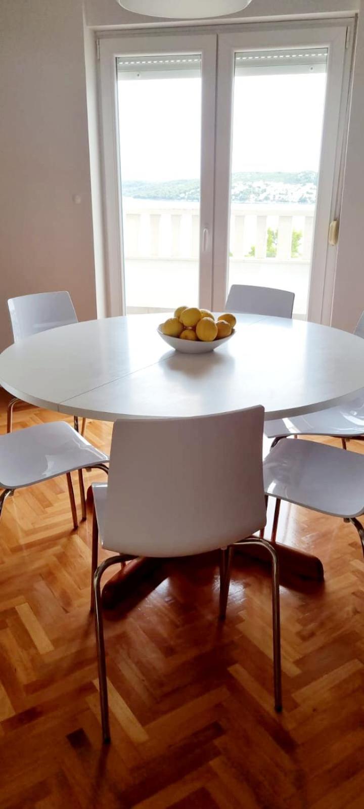Apartment "Marin" โตรกีร์ ภายนอก รูปภาพ