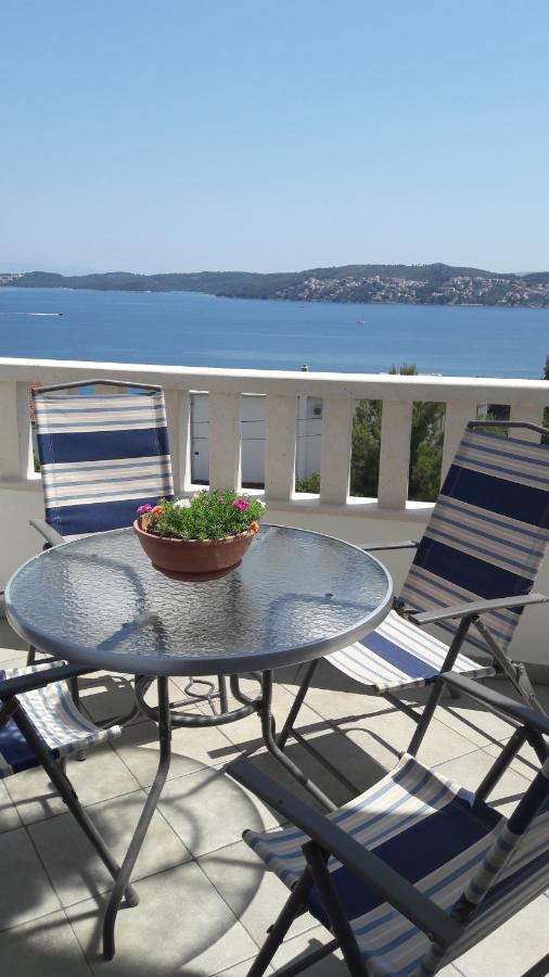 Apartment "Marin" โตรกีร์ ภายนอก รูปภาพ